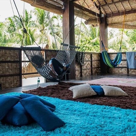 Footprints Homestay (Adults Only) Генерал-Луна Экстерьер фото